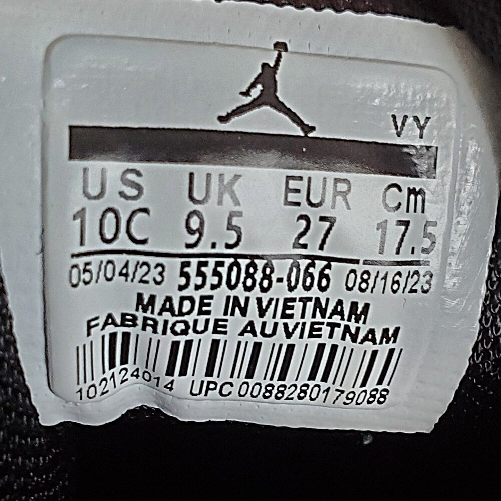 Nike Air Jordan Black/Blue Kid's 1 Retro High OG Patent Bred SZ 10C - Picture 7 of 13